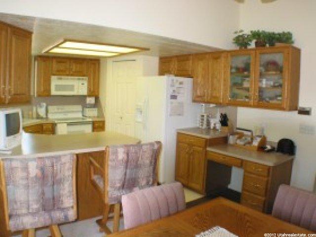 21 W 1850 N, Centerville, UT 84014 — photo 8