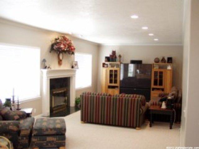 2048 Bear Mountain Dr, Draper, UT 84020 — photo 3