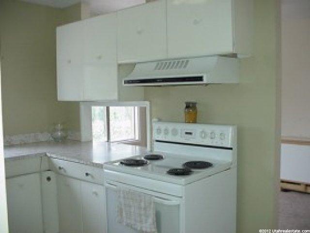 332 W 4575 S, Washington Terrace, UT 84405 — photo 4