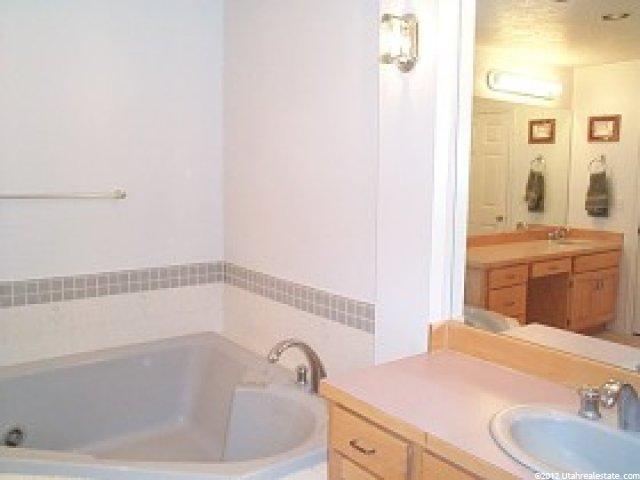 303 Redberry Rd, Draper, UT 84020 — photo 3