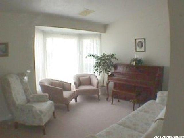 132 W 1900 N, Layton, UT 84041 — photo 2