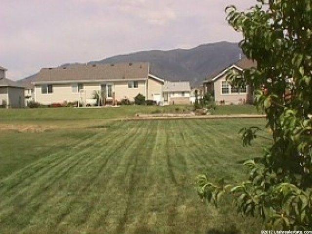 132 W 1900 N, Layton, UT 84041 — photo 5