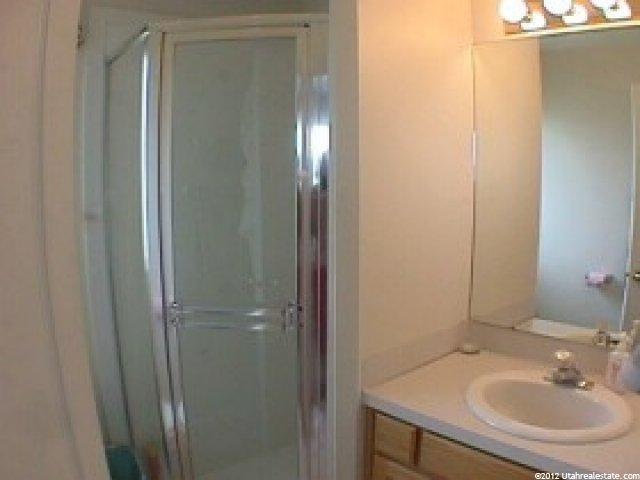 132 W 1900 N, Layton, UT 84041 — photo 7