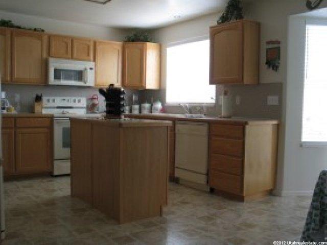 1987 S Bluff Rd, Syracuse, UT 84075 — photo 7