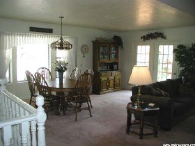 1041 Creek View Dr, Fruit Heights, UT 84037 — photo 3
