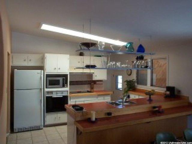 4450 Wallace Ln, Holladay, UT 84124 — photo 3