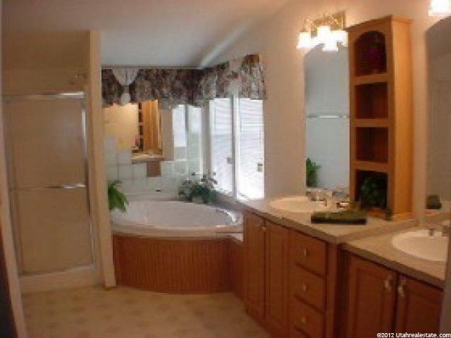 243 S 200 E, Mt Pleasant, UT 84647 — photo 5