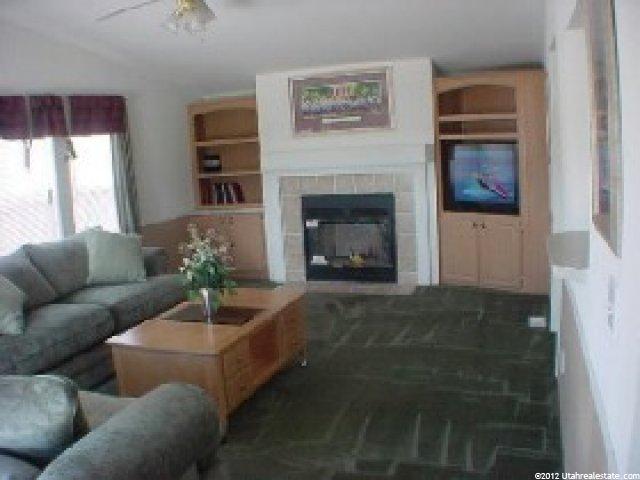 243 S 200 E, Mt Pleasant, UT 84647 — photo 6