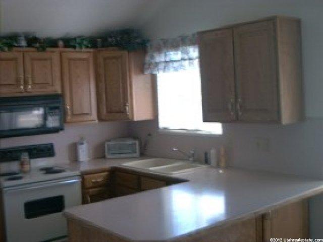 5345 S 3400 W, Roy, UT 84067 — photo 4