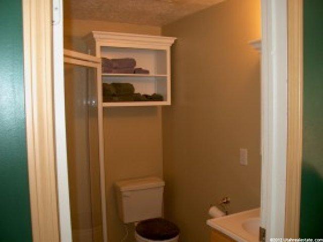 435 W 1550 N, Sunset, UT 84015 — photo 8