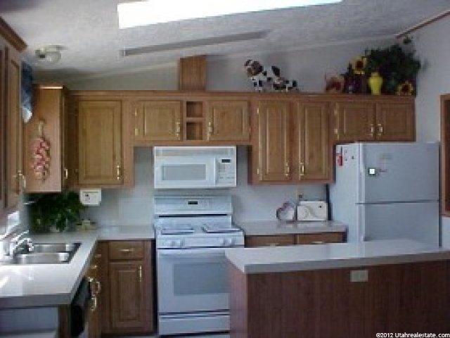 1062 Pasque Dr, Murray, UT 84123 — photo 3