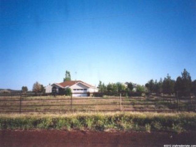 73 W Sunset Cir, Veyo, UT 84782 — photo 4