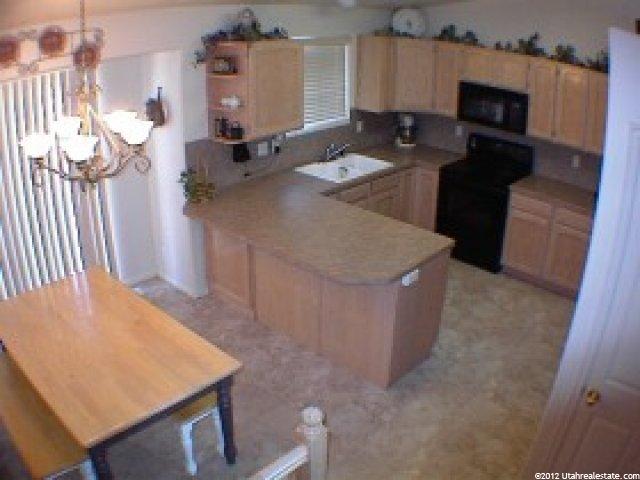 4752 S 4075 W, Roy, UT 84067 — photo 4