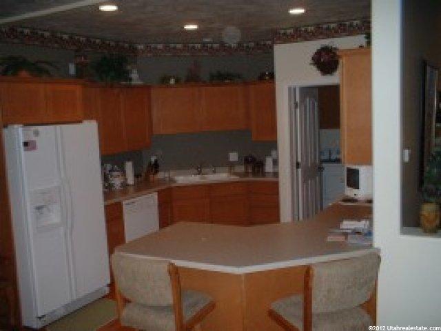 1361 Old Maple Ct, Murray, UT 84117 — photo 2