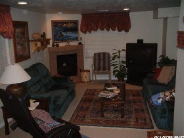 1361 Old Maple Ct, Murray, UT 84117 — photo 4