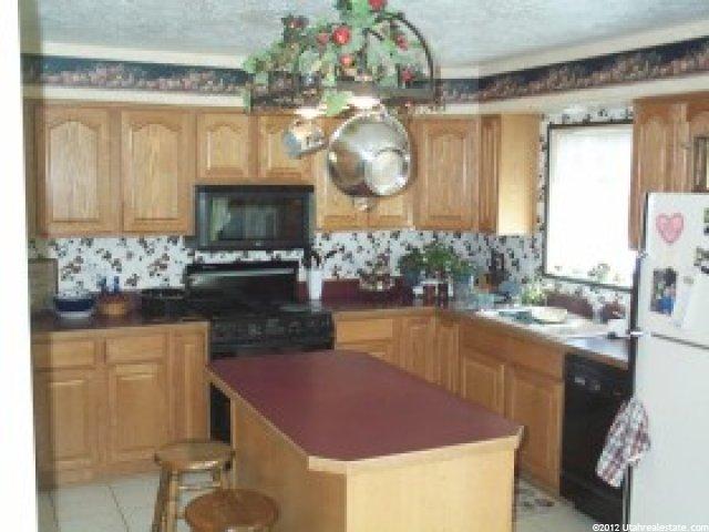 4380 S Main St, Nibley, UT 84321 — photo 2
