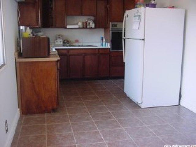873 W 4000 S, Bountiful, UT 84010 — photo 2