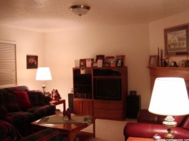 953 E 2675 N, North Ogden, UT 84414 — photo 4