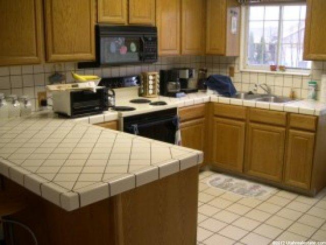 734 E 1675 N, North Ogden, UT 84404 — photo 4