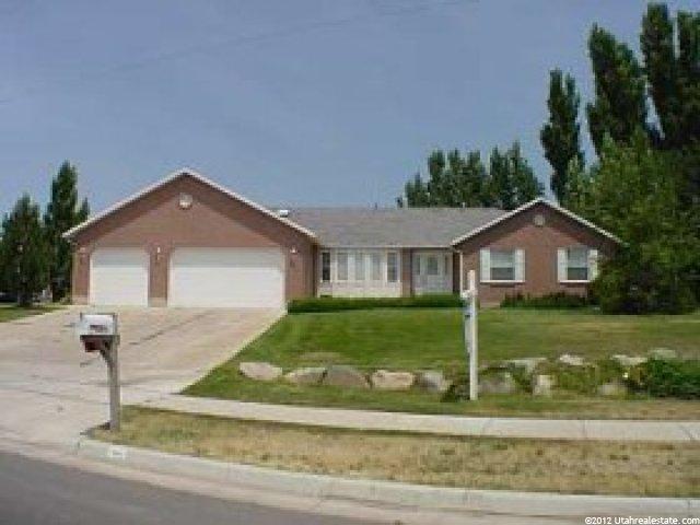 2809 S Bluff Rd, Syracuse, UT 84075 — photo 2