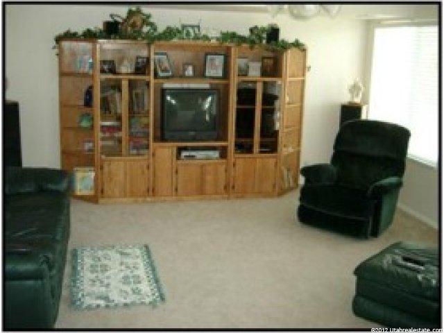 278 E 1650 S, Kaysville, UT 84037 — photo 2