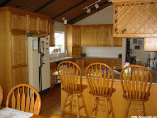 1425 E Moss Hill Dr, Bountiful, UT 84010 — photo 2
