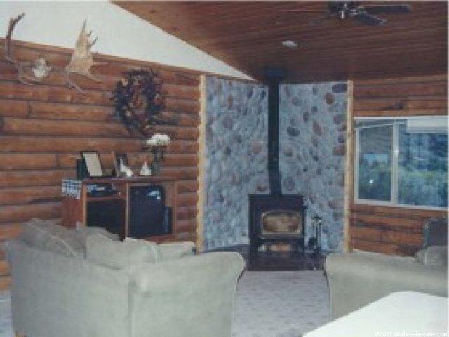 1205 S Ridgeline Dr, Timber Lakes, UT 84032 — photo 2