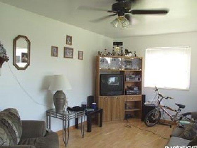 56 Cottage Ave, Sandy, UT 84070 — photo 2