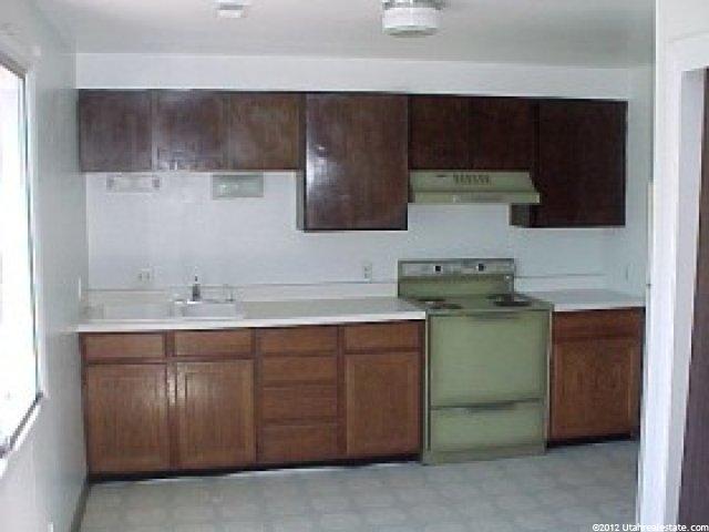 938 23rd St, Ogden, UT 84401 — photo 2