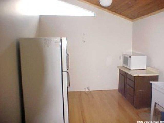 1382 Stanley Dr, Sandy, UT 84093 — photo 3