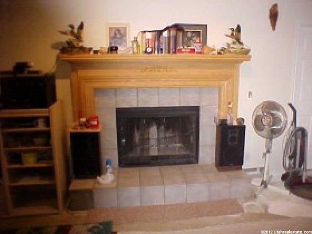 1382 Stanley Dr, Sandy, UT 84093 — photo 4