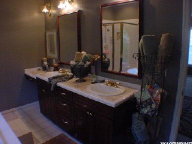 3745 Monterey Cir, Bountiful, UT 84010 — photo 8
