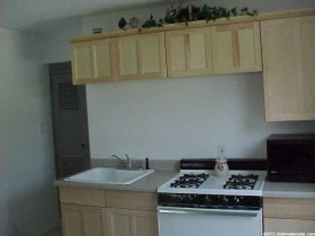 106 W 1850 N, Sunset, UT 84015 — photo 2