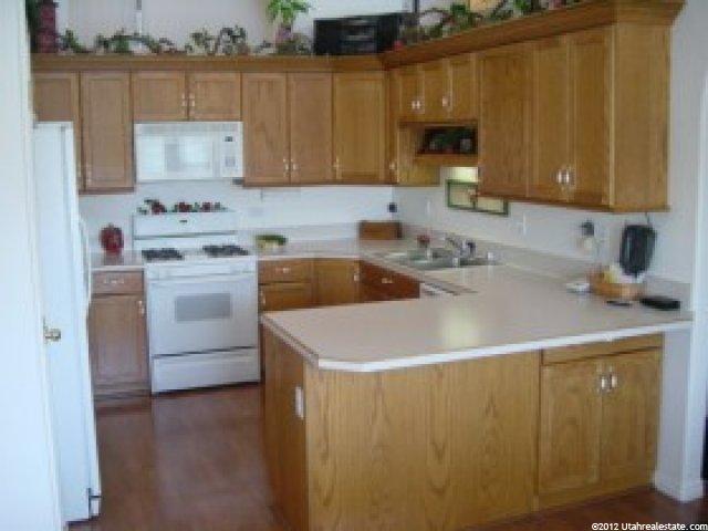 402 S 1060 W, Logan, UT 84321 — photo 2