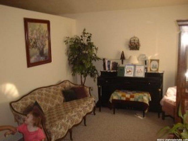 4258 S 2900 W, Roy, UT 84067 — photo 3