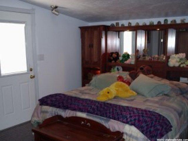 1989 N 450 W, Sunset, UT 84015 — photo 4