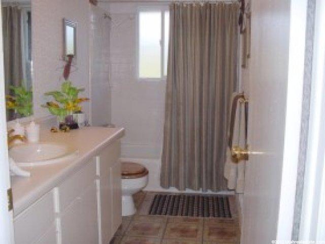 359 E 650 S, Kaysville, UT 84037 — photo 5