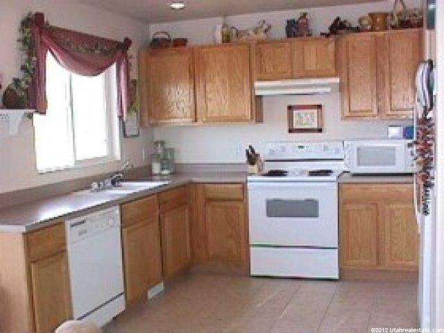 637 E 700 N, Tooele, UT 84074 — photo 2