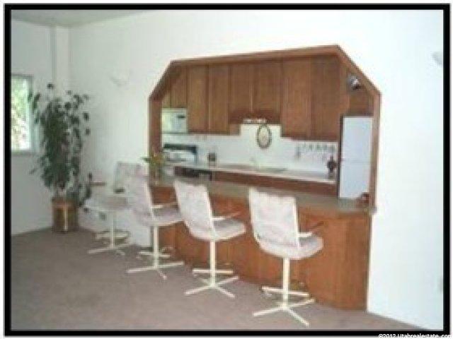 4181 Bona Villa Dr, Ogden, UT 84403 — photo 2