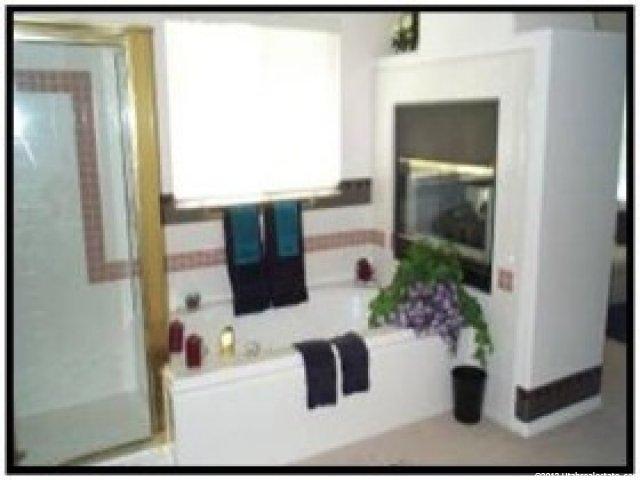 4181 Bona Villa Dr, Ogden, UT 84403 — photo 4