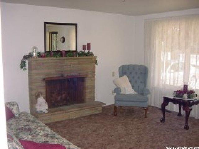 421 E Main St, Hyrum, UT 84319 — photo 2