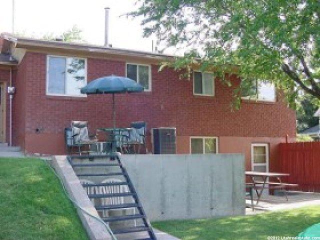 421 E Main St, Hyrum, UT 84319 — photo 8