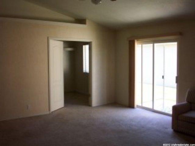 538 Downs Dr, Ogden, UT 84404 — photo 2