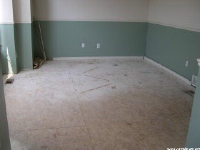 181 W 2050 S, Clearfield, UT 84015 — photo 6