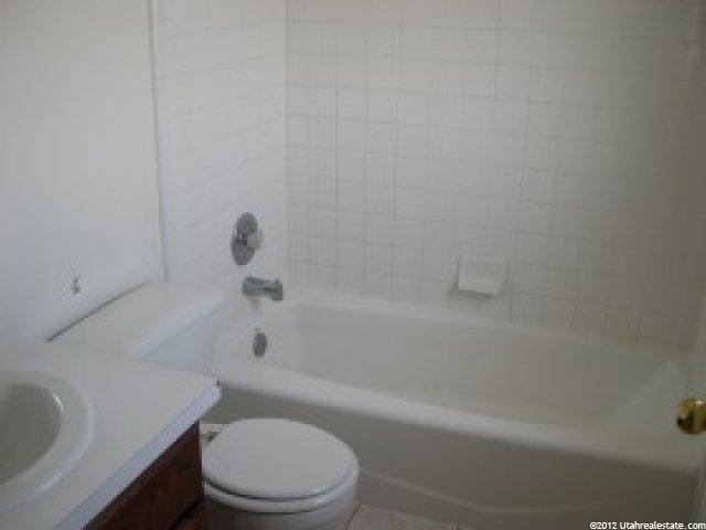 181 W 2050 S, Clearfield, UT 84015 — photo 7