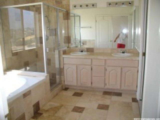 1450 Edgecliff Dr, Sandy, UT 84092 — photo 3