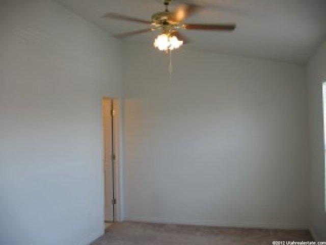 533 S 450 E, Clearfield, UT 84015 — photo 6