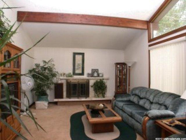 8626 S 550 E, Sandy, UT 84070 — photo 2