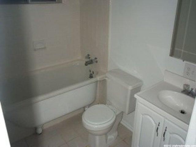777 W 800 N, Clearfield, UT 84015 — photo 5