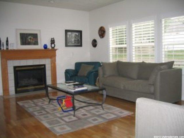381 S 1000 E, Bountiful, UT 84010 — photo 2
